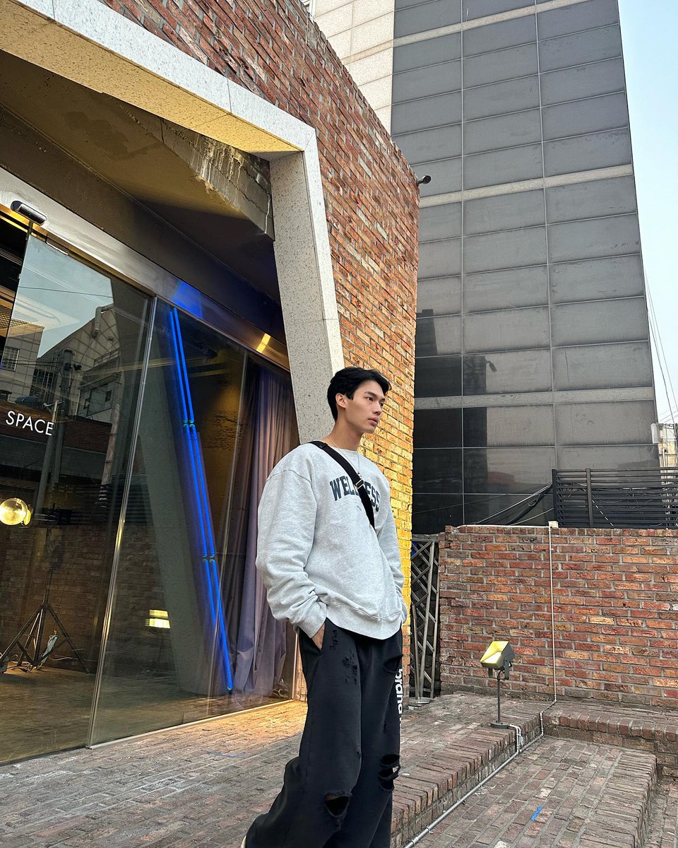 win__sunflower's tweet photo. 💚  4/1 
 🇰🇷
Win IG UPDATE 

Win Metawin 
#winmetawin https://t.co/gd7K1Gm2z8