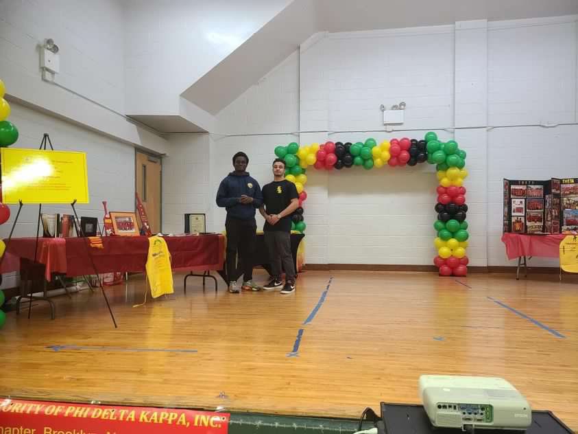 fdrcougars's tweet image. Grateful FDR and Erasmus MBK were able to participate!  Thank you #PhiDeltaKappa @BrooklynSouthHS @pretto_david @20_doe