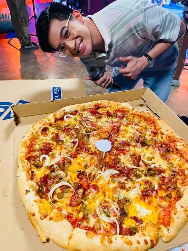 ZachamGallery's tweet photo. Thank you so much @zacham_iloilo sa pa food for TCO Barkadahan. :) 

credits: Ate Van of Pie

ZACHAM ALWAYS BARKADA https://t.co/qJrOIqxinc