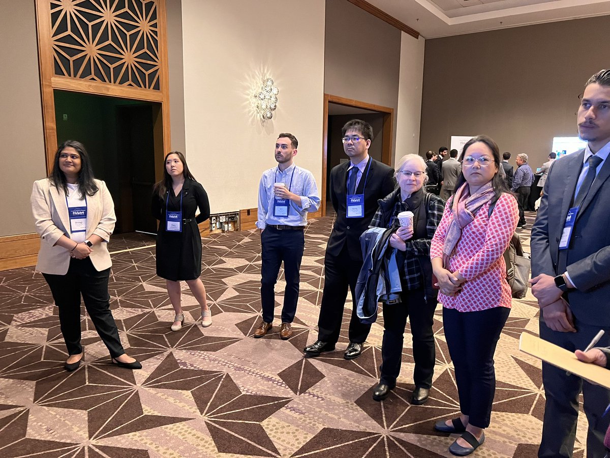 More poster presentations and listeners . <a href="/PediAnesthesia/">SPA</a> #PedsAnes23  it’s 6:30 am and the rooms are full #lovepedsanesthesia