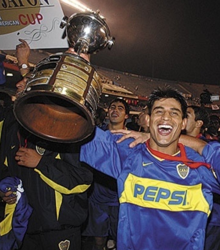 la12tuittera's tweet photo. ¡Feliz Cumple Negro! 🎂✨🥂

Todo nuestro cariño y respeto para Hugo Ibarra. 💙💛💙4️⃣ https://t.co/EWS6I6y7em