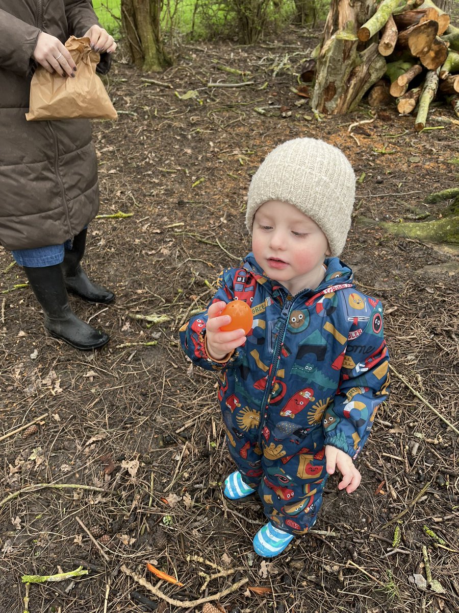 Falkie11's tweet photo. Someone had fun this morning at the #EasterEggHunt @ #Fallowfields in #Burmarsh #easter #Easter2023 #EasterBunny π£ πͺΊ π° https://t.co/HsuntH6468