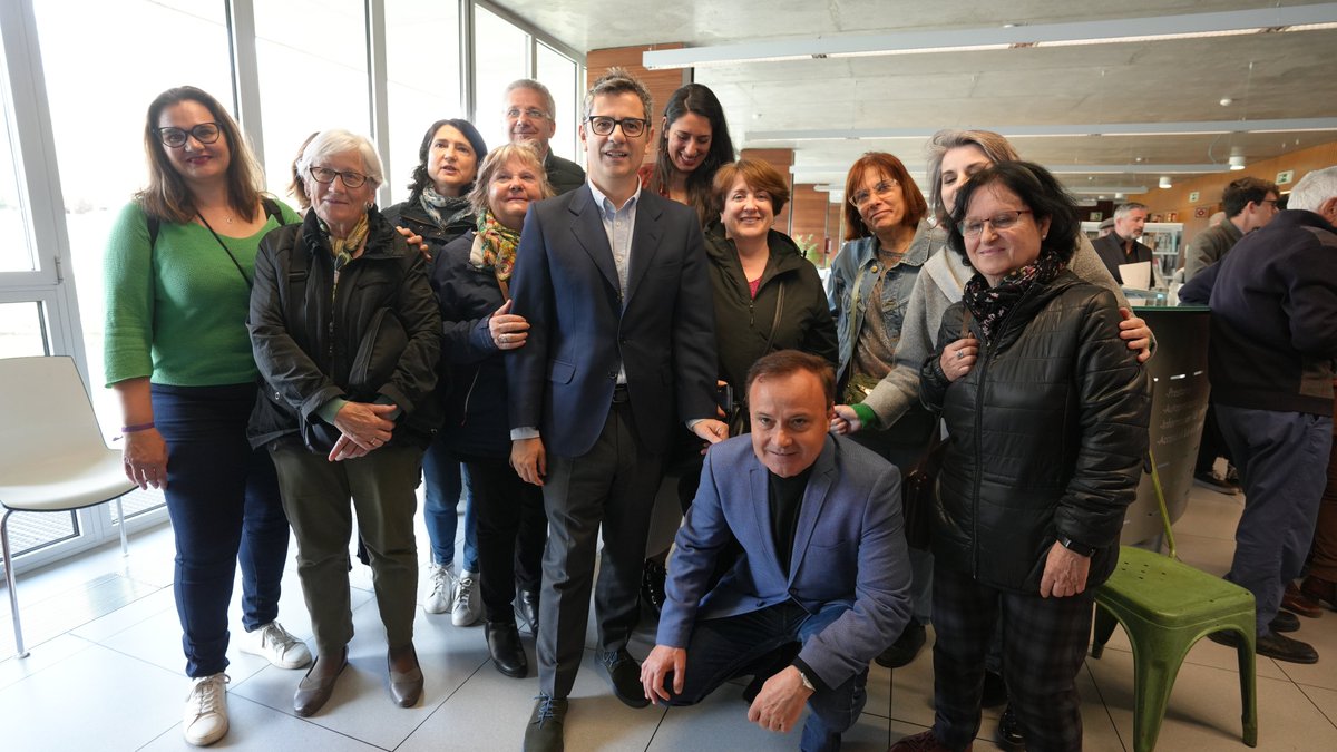 M_Presidencia's tweet photo. “El de hoy es un acto de justicia, memoria y democracia”. Félix Bolaños, en el acto de cambio de nombre de la Biblioteca Luisa Carnés del @Ayto_Coslada.

El ministro ha reivindicado el papel de toda una generación de mujeres que fue vanguardia y soñaba con una España más justa. https://t.co/ppTsCVoi20