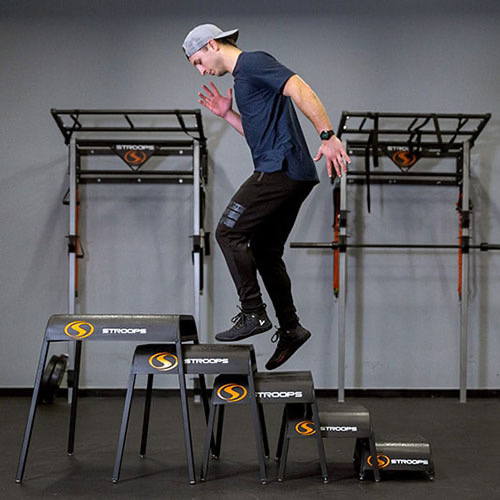 Stroops's tweet photo. Sick of unstacking plyoboxesโ๏ธ
Not to worry, the ERGO ELITE SET nests perfectly so you can save your energy for your workout๐ช๐ฅ
#stroopsfitness #plyoboxes #crossfit #safe #workout #boxjumps #functionaltraining #fitness #gym #smallspaces #groupfitness #metal #speed https://t.co/cUUiSs7kdo