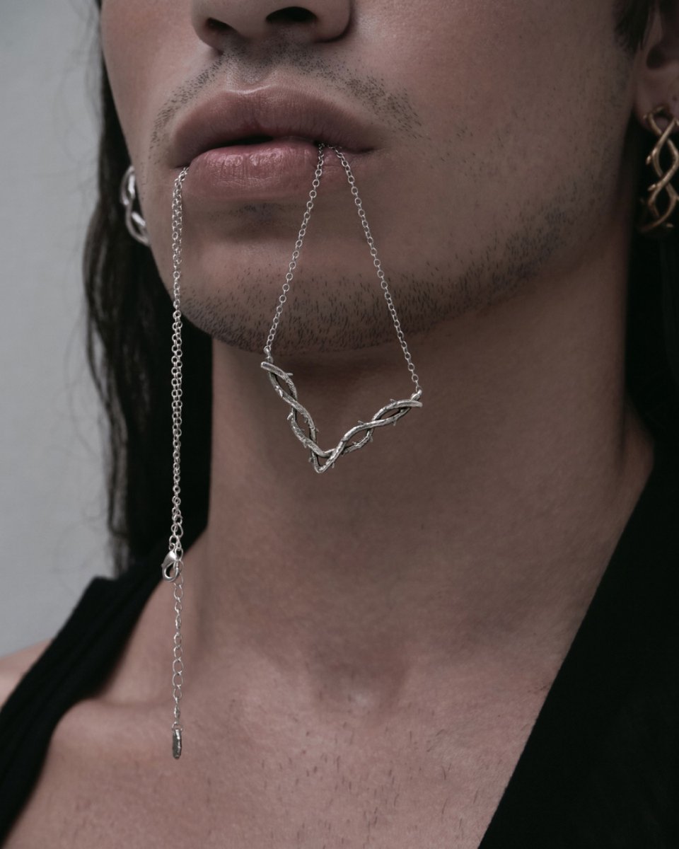 AskEmblaStore's tweet photo. Swipe to see our Elysian series – we made sure to enchant thorned, wooden details for your ethereally dark edge.

Shop the series at https://t.co/27XbxBZEOq.

-

#askandembla #askemblastore https://t.co/K0JFTDQeJS