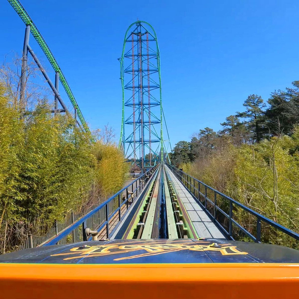 Visit_NJ's tweet photo. Happy April! ๐ข No jokes here. Itโs #NationalFunDay, so do something fun today!
๐ Six Flags Great Adventure, Jackson, New Jersey
.
.
.
๐ท: @east_coasters_ (via Instagram)
#VisitNJ #NewJersey #SixFlagsGreatAdventure #ExperienceNJ #NJFun https://t.co/lOOmUQRyGZ