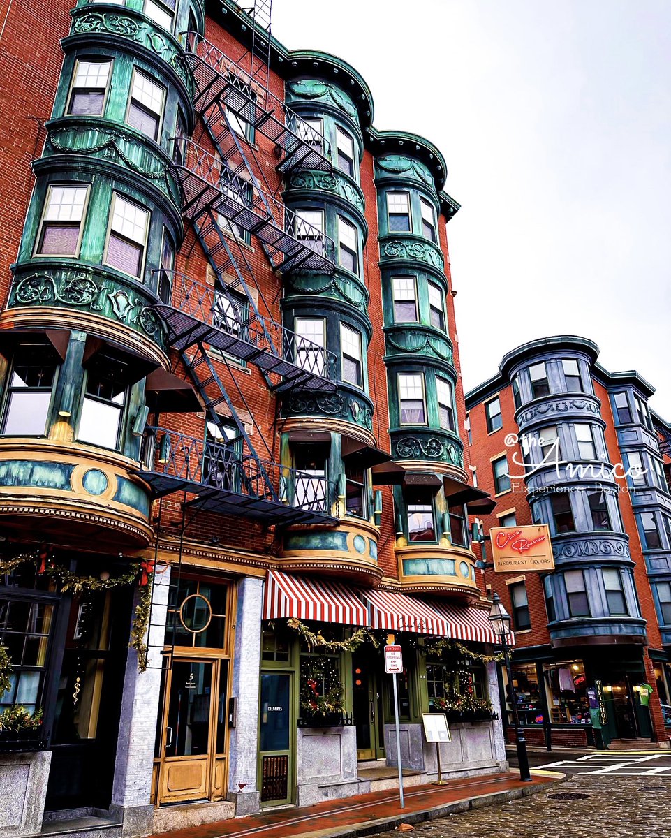 amicoexperience's tweet photo. The North End of Boston
#boston #theamicoexperienceboston
#usa #theamicoexperience #travelawesome #travelblogger #travelbloggerlife #travelblogging #traveldiary #travelingram #traveler #worldtraveler #traveltheworld #travellife #photoshoot
#bostonblogger #instagood #archilover https://t.co/DvNceZODsU