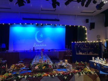 SheikhYazz's tweet photo. #Memories of RAMADAN 2022, cultural diversity in such memorable setting! @Whitefield_NW2 https://t.co/aUWz6i6VcQ