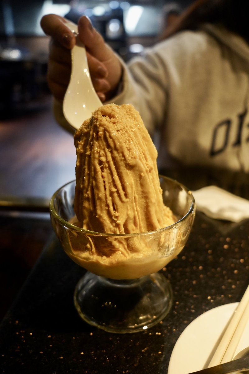 mojoinsh's tweet image. しっぽりと（？）捞王で火鍋😆😆

最後に食べたかき氷というかほぼジェラートみたいなやつが一番美味しかったっていうね