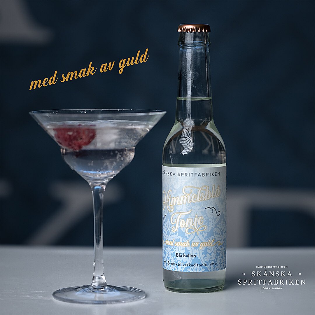 Med smak av guld

en himmelsblå hyllning 
#tonic #AllsvenskanFantasy