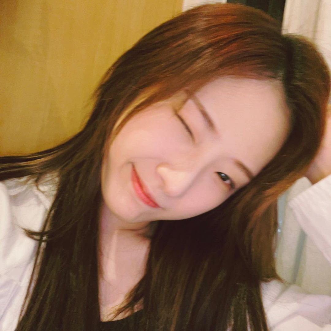 달의 세번째 여신, 하슬이. ༉‧₊˚. tweet media