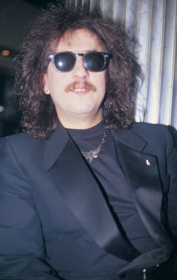 Escturkey2018's tweet photo. Eurovision 1986 şarkımızın sözyazarı İlhan İrem’in doğumgünü. İyiki doğdun, iyiki Eurovision’un bir parçası oldun.
#eurovisiontürkiye #eurovisionturkiye #eurovisionturkey
#eurovision #eurovision1986 #esc1986 #klipsveonlar #candanerçetin #sevingülbahadır #bursa #ilhanirem https://t.co/gxktyRBAR2