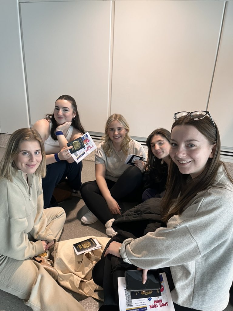 CHSC_History's tweet photo. Just about to depart Manchester Airport for our History trip to Berlin ✈️ 🇩🇪 https://t.co/udW1LroMMA