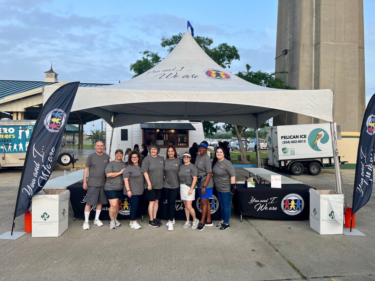 SCPPS's tweet photo. It’s Bridge Run Day! Come watch the Luling Elementary School Running Club in action and visit the school system’s tent for a refreshing snowball 🍧to cool off after the race!🏃♀️🏃♂️
#YouandI https://t.co/JlsNNP95mL