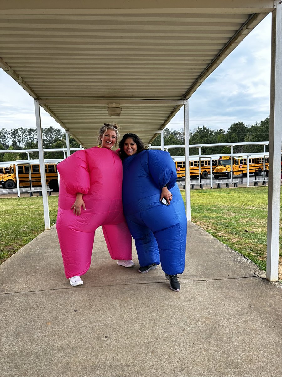 KBensonLES's tweet image. ACAP pep rally fun! #becausekids @TCBOE_LES @TCBOE