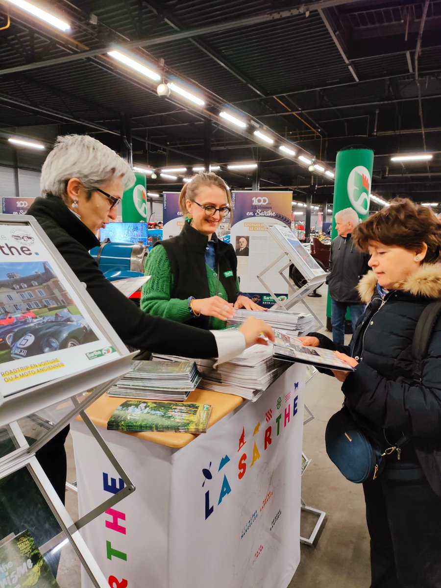 IsaFillette's tweet photo. Venez découvrir la Chenard et Walker, jumelle de la voiture gagnante des 24H 1923, sur le stand du @sarthefr au salon Auto moto rétro. Et découvrez l’offre de rallyes touristiques de @sarthetourisme ! #24h #24hours #sarthe #sarthepower @SartheMeUp @sarthefr https://t.co/Hu2aJRMB90