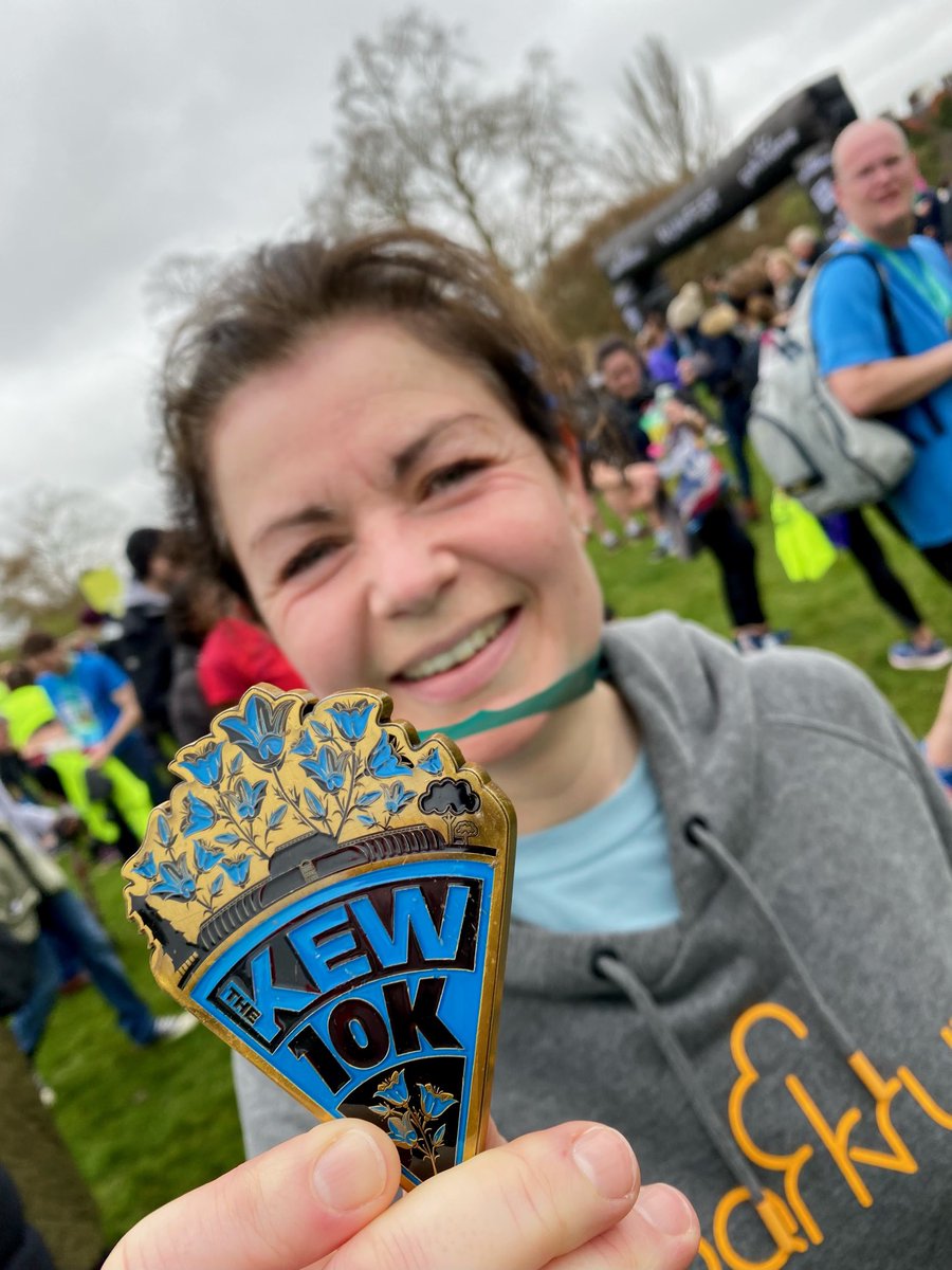 JaneHillNews's tweet photo. A cracking start to a week off - what a treat to run through ⁦@kewgardens⁩ . Just so lovely. Plus knocked 5mins off my 10K time from last year. The horribly early alarm call was harder than the running! ⁦@RichmondRunFest⁩ https://t.co/XKp7jraMAI