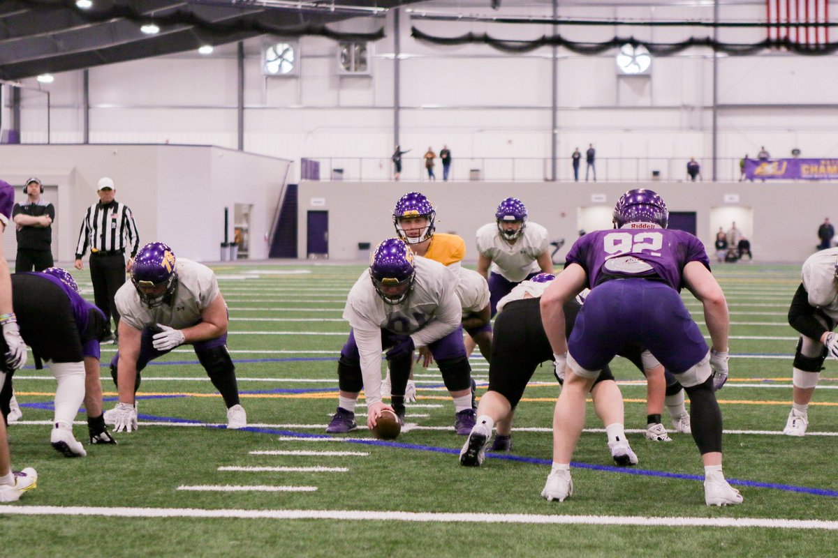 AshlandFB's tweet photo. Scrimmage #1 ✅

#OnTheHunt🦅 https://t.co/DEURHAscIU