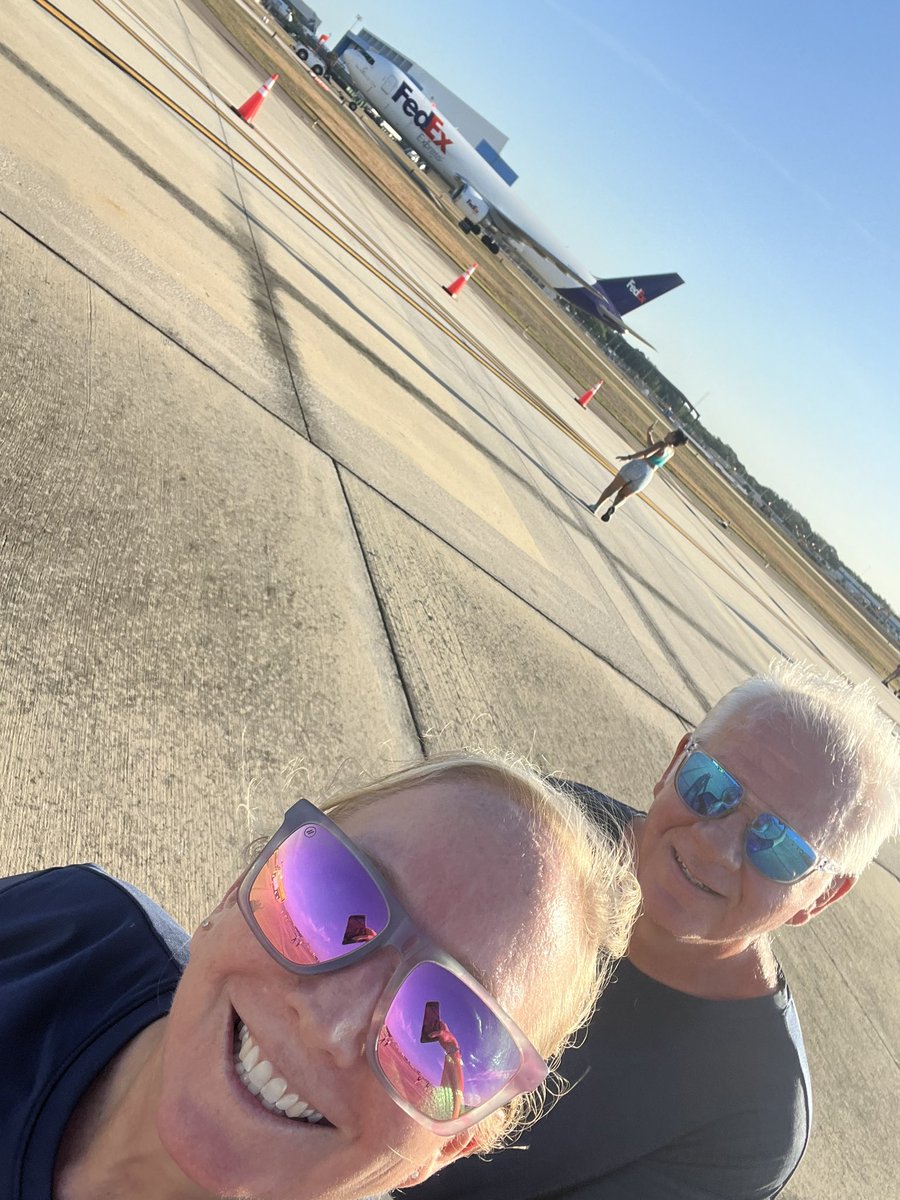 plbohiou's tweet photo. @FedEx sorry we took your runway this morning! Thanks @FlyTPA for the #5kontherunway #tampabay #unitedwaysuncoast https://t.co/Glbd4rgoQv