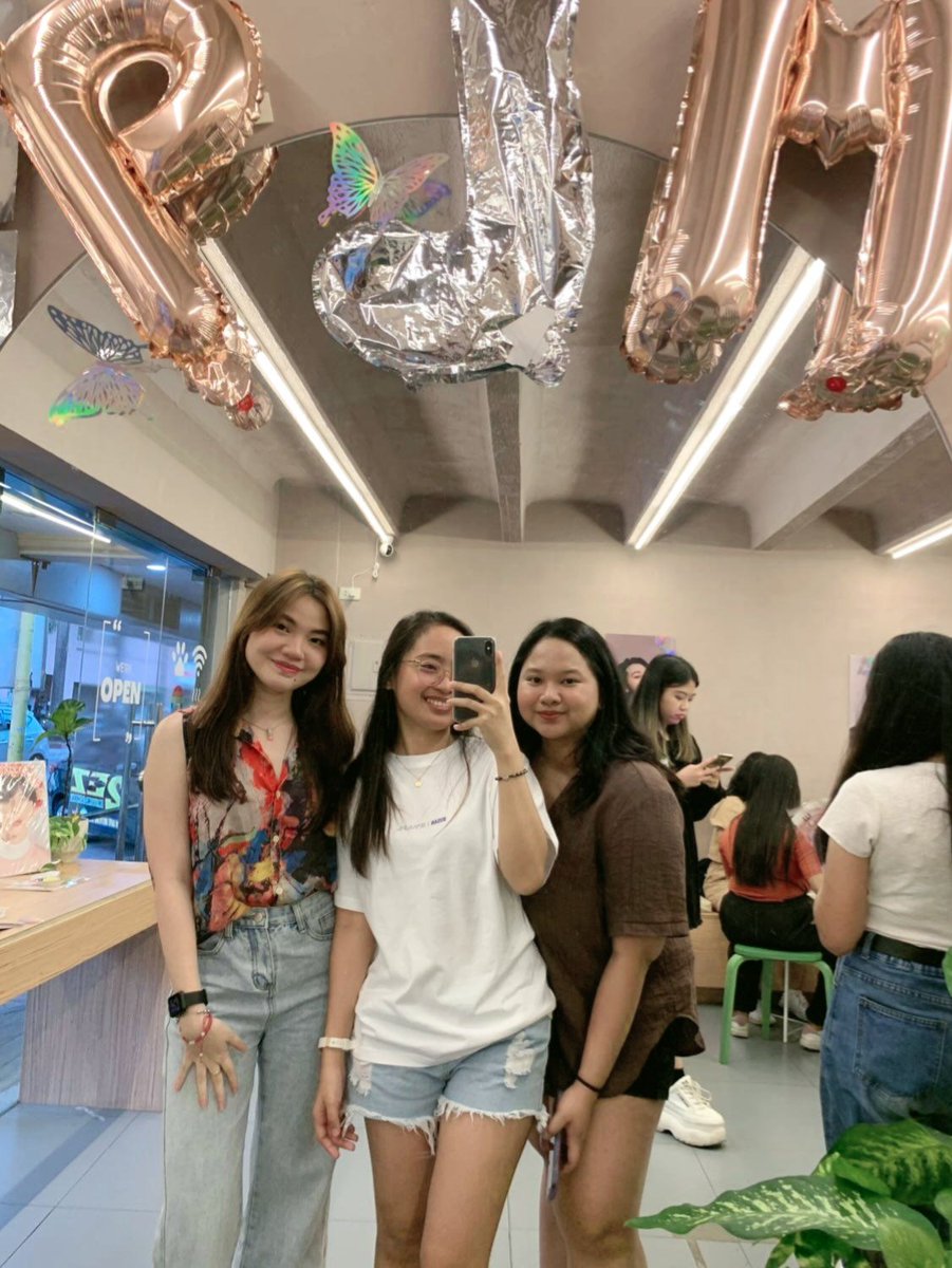 myjincart's tweet photo. my first cse with the besties @pjmangeeel @littolmochi π©·
kilig overload! thank you @flowwithjimin for this event β¨
#flowwithjimin https://t.co/boVlKexx39