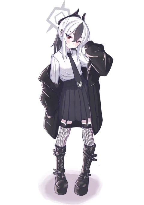 カヨコ ハードな春服立ち絵全身 網ニーソにガーターにソックスにゴツいブーツにオーバサイズアウターな癖を詰め込みました自分用のアクスタにしますわ#ブルアカ #BlueArchive 