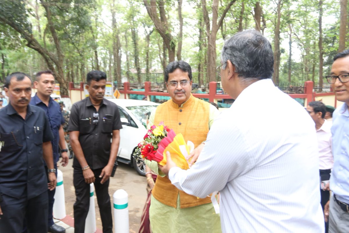 DrManikSaha2's tweet photo. Tripura is the home for various species of Orchids.

For conservation of the orchid species, today inaugurated a beautiful state-of-the-art Orchidarium at Oxygen Park, Agartala ahead of the visit of #G20 delegates.

It will be an additional attraction for the tourists. https://t.co/eyFvtYsIeb