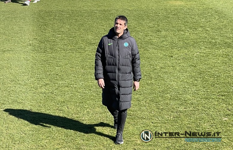 zazoomblog's tweet image. Sassuolo-Inter U19 le pagelle: Kassama imperdonabile Esposito il migliore - #Sassuolo-Inter #pagelle: #Kassama zazoom.it/2023-04-01/sas…