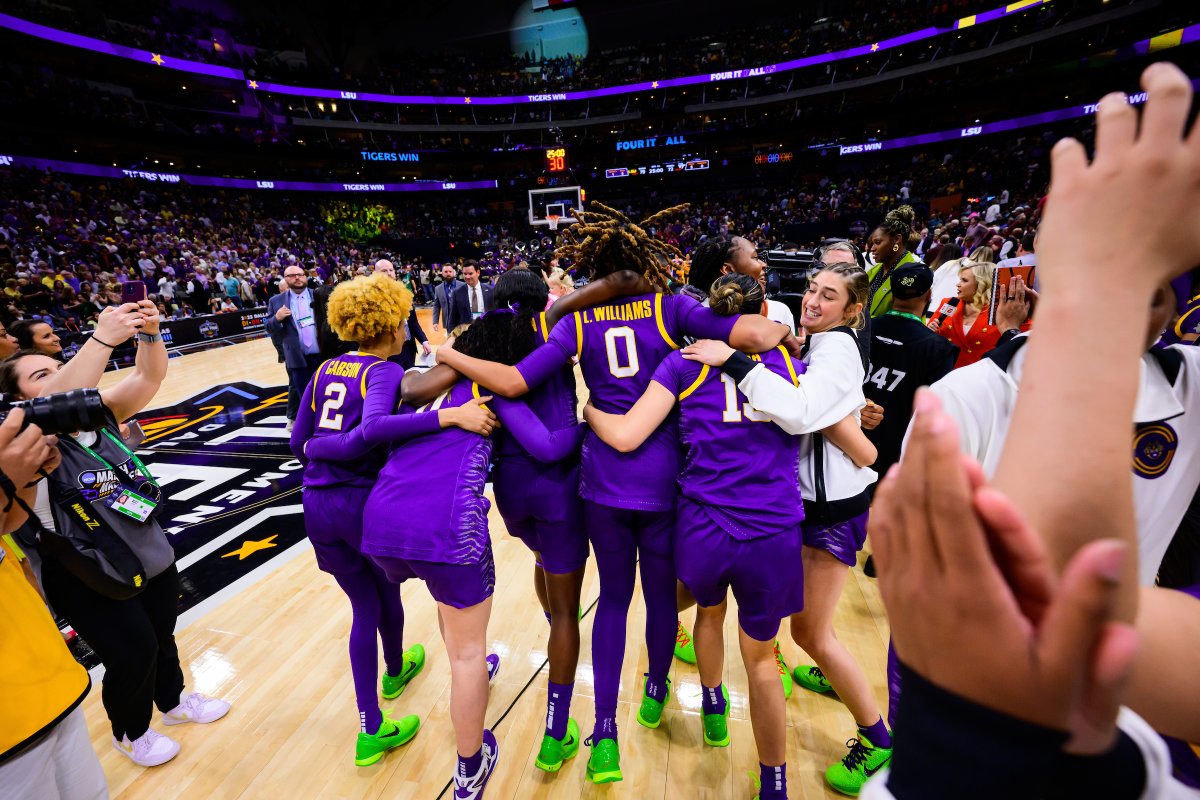 LSUwbkb's tweet image. GREAT MORNING ☀️