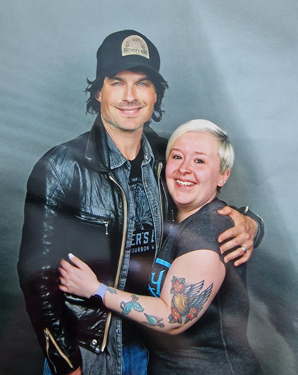 MysticGirlXTam's tweet photo. Thank you @comconliverpool for the brilliant organisation for Ian and Paul today. Thank you to the staff ! https://t.co/znr5r2B2co