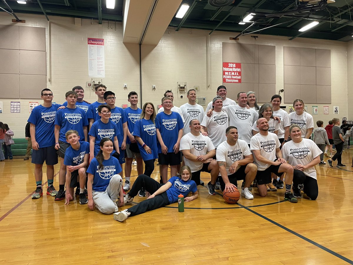 Great night for building community- Pohat teachers and <a href="/PohatcongPD/">Pohatcong Twp. P.D.</a> vs 8th grade students 🏀⛹🏻‍♀️⛹🏼⛹🏽‍♂️ #PohatPride  <a href="/PohatSchool/">Pohatcong School</a> <a href="/PohatPTA/">Pohat PTA</a>