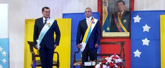 CumanacoaNews's tweet photo. #TipsDeCumanacoa
🔹️Comisión Regional de #Primarias del Estado Sucre ya tiene nombres.
🔹️Sin #termómetro hospital de Cumanacoa.
🔹️Alcalde #TomásBello presentó memoria y #cuenta2022 con presencia del gobernador #GilbertoPinto.👇
@CumanacoaNews @MatosGa1 https://t.co/r6BGoE2rLr