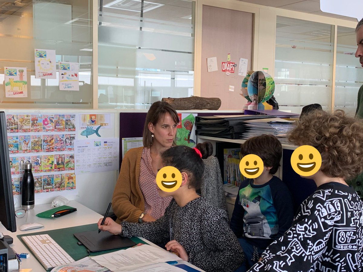 LibieCousteau's tweet photo. Très bel après-midi chez #ImagesDoc avec les CE2 à la découverte des métiers de journaliste, maquettiste etc... dans le cadre de la SPME. Merci @Bayard_Jeunesse ! https://t.co/EbxlFaakrv