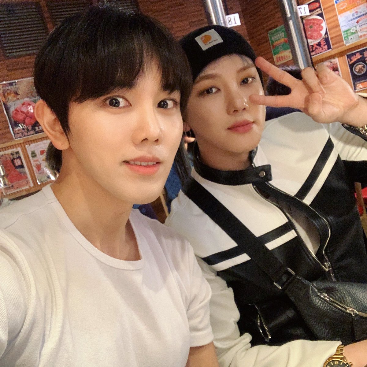 official_Z_uK's tweet photo. 내일도 화이팅💪💪💪 https://t.co/SlO0pAmH4Y