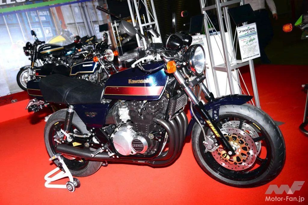 ドレミコレクションが、カワサキ車の角タンクFXを実現するキットを開発
