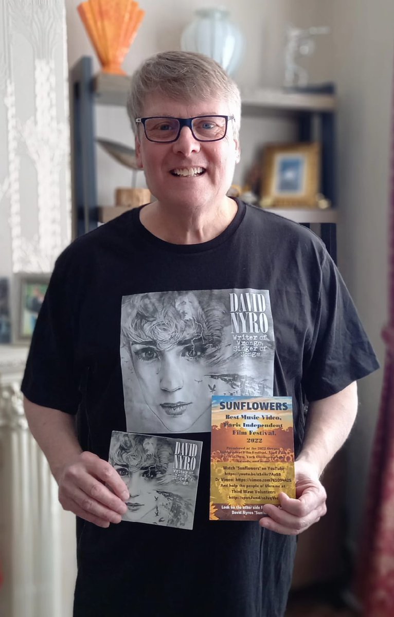 Unknown Sounds (@unknownsoundsps) on Twitter photo Received a fantastic package from America today! A beautiful <a href="/DavidNyro/">David Nyro</a> shirt, CD & flyers for his wonderful video, "Sunflowers"(winner Best Music Video - Paris Independent Film Festival!) .
Check out the "Sunflowers" video here: youtube.com/watch?v=z1cikr…
#UnknownSounds #PeteSaxer Received a fantastic package from America today! A beautiful <a href="/DavidNyro/">David Nyro</a> shirt, CD & flyers for his wonderful video, "Sunflowers"(winner Best Music Video - Paris Independent Film Festival!) .
Check out the "Sunflowers" video here: youtube.com/watch?v=z1cikr…
#UnknownSounds #PeteSaxer