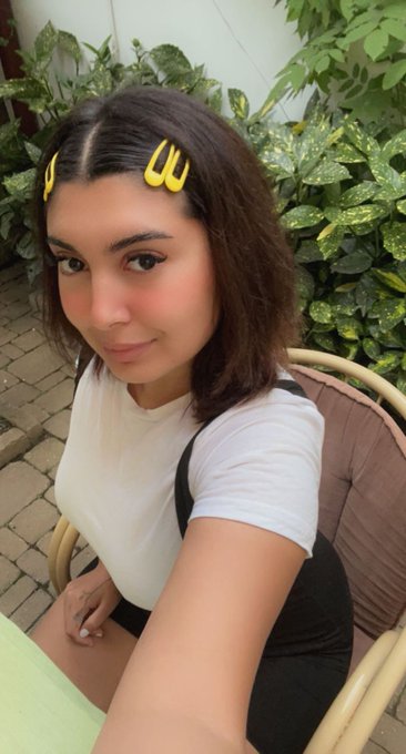 Cu cati baieti crezi ca am fost 🍌🍌? https://t.co/zhwPT8rxwL