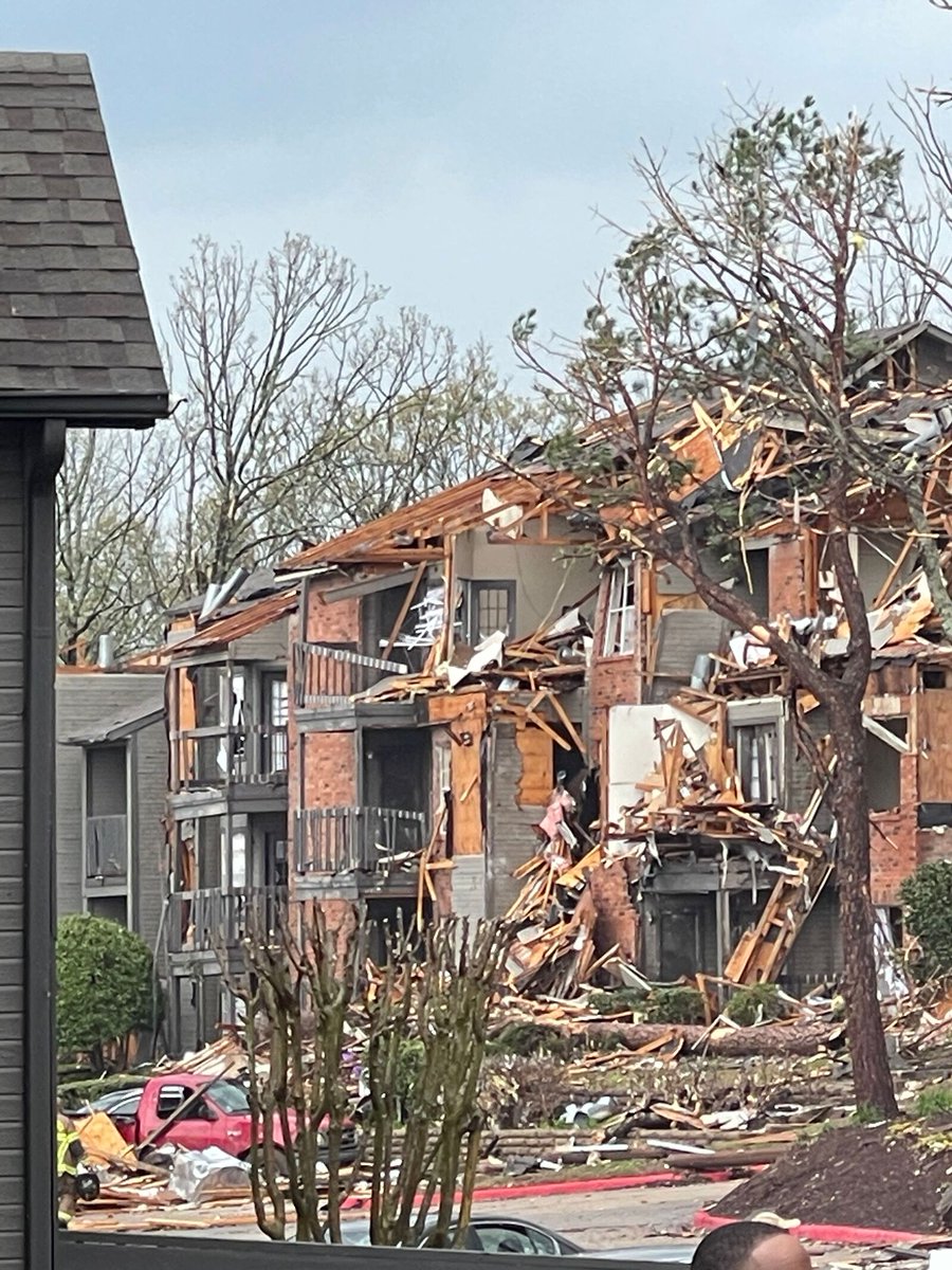 WTVC NewsChannel 9 on Twitter "DEADLY STORMS 'Catastrophic' tornado