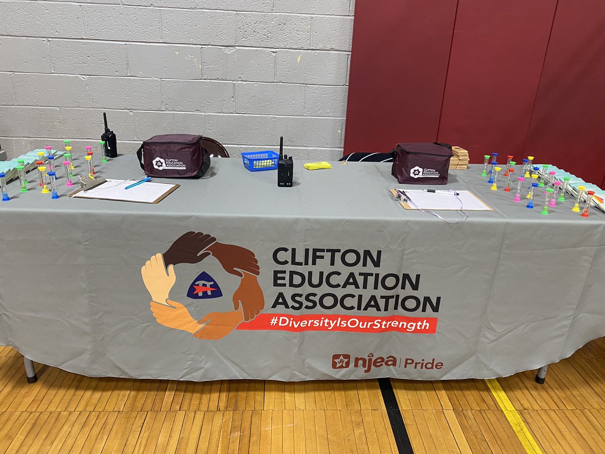CEA_PrideFAST's tweet photo. We are getting ready for the Spring Fling at @cliftonschool12! We hear the Bunny will be here at 10:30!🐰 📷 come visit the CEA table for your FREE photo and arepa from the @mozzarepas truck! @cliftonschools @cliftonsupt #OneClifton @insta_njea @njeareg27 https://t.co/6yAqPneypE