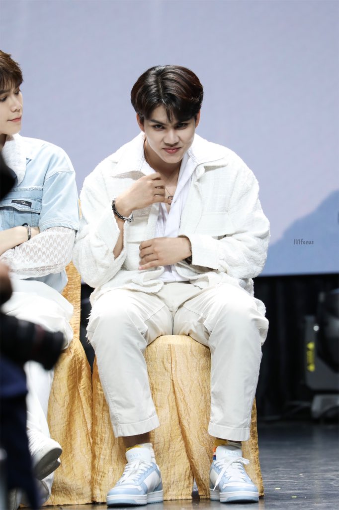 llllfocus's tweet photo. 55555555555
GET CAUGHT
HAVE A GOOD REST NA~
#LITAMagicDayinMacau
#FortFTS #ComeFortZon https://t.co/wkXAZUtEMh