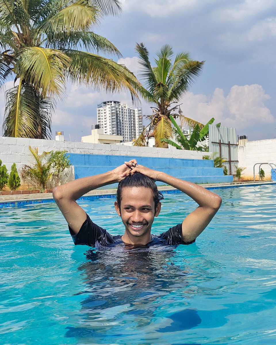 iSaifurRahaman's tweet image. 🏊‍♂️🏊‍♀️ It&apos;s time to dive in and make a splash with your friends and family! Get ready for a fun-filled day at the pool with our summer pool party essentials!

#PoolPartyEssentials #SummerFun #SwimmingPool #SafetyFirst #CodeHighlights #SaifurRahaman