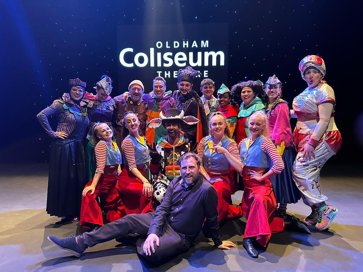 The final curtain for Oldham Coliseum Theatre. Lots of laughs, lots of tears. My heart goes out to the amazing staff &amp; creatives who make this place special. 💔 So grateful for the talented friends I met here, on stage and behind the scenes. They can't take that away from us.