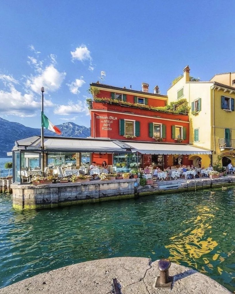 W0rld2026's tweet photo. Lake Garda, Italy https://t.co/7zNNSeYy92