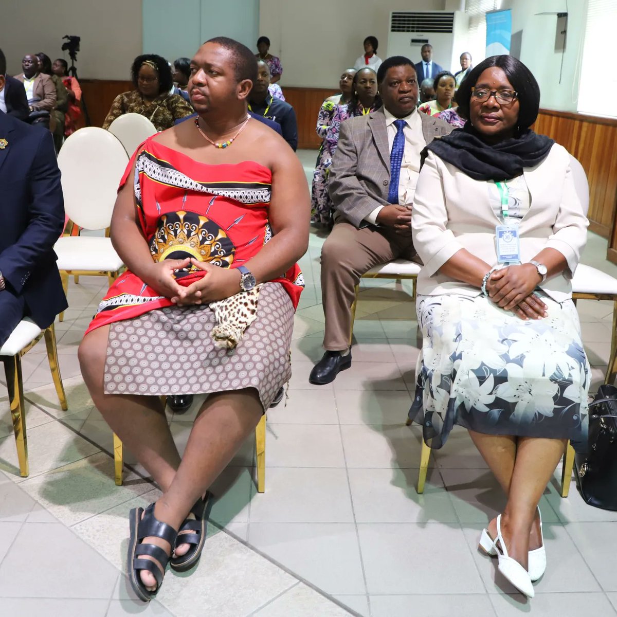 inppofficiel's tweet photo. La ministre du Travail, @m_kembe avec ses pairs de la @SADC_News ont visité l' #inpp en présence du PCA @Lukulasimassam1 , du DG @tshimanga et du DGA @nsumpi_patrick , ce vendredi 31 mars 2023.
#sadc #rdc 🇨🇩 #etps #formation #motorisation #mecanique #froid #climatisation https://t.co/OBnY0MF8WL