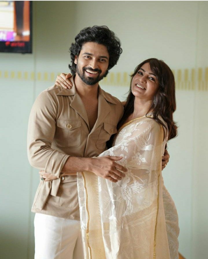 SamanthaPrabuFC's tweet photo. Our heart melted 🤍🥹🫠

Dushyant x Shakuntala 🫶😍

#Shaakuntalam #ShaakuntalamOnApril14 

@Samanthaprabhu2 @ActorDevMohan https://t.co/53GT2KBi4G