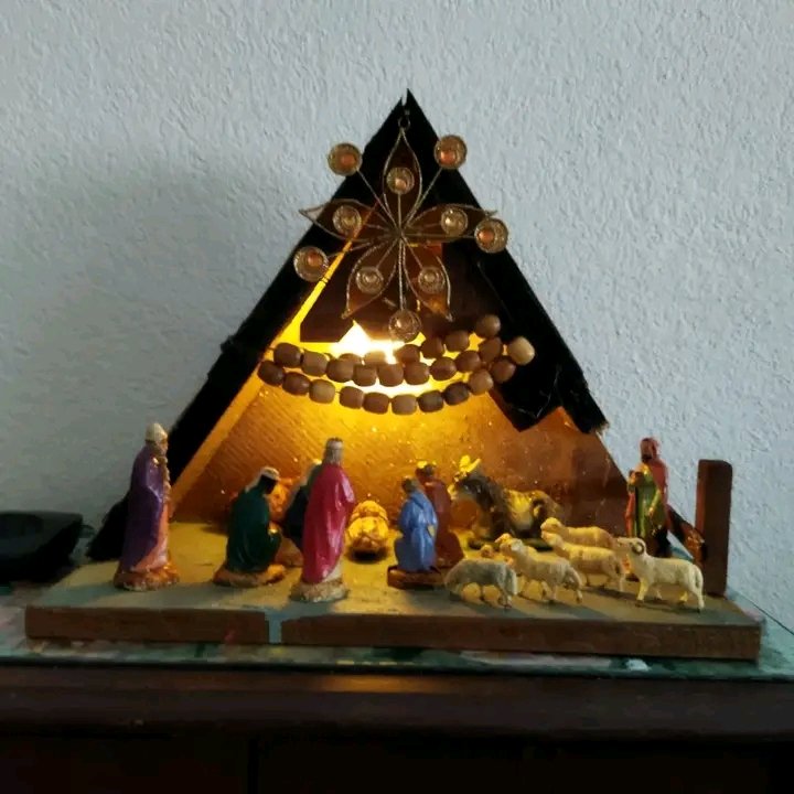 Roxane4516's tweet photo. La paix ☮️ soit sur tous 🥰🙏 https://t.co/uIFx0E0nRr