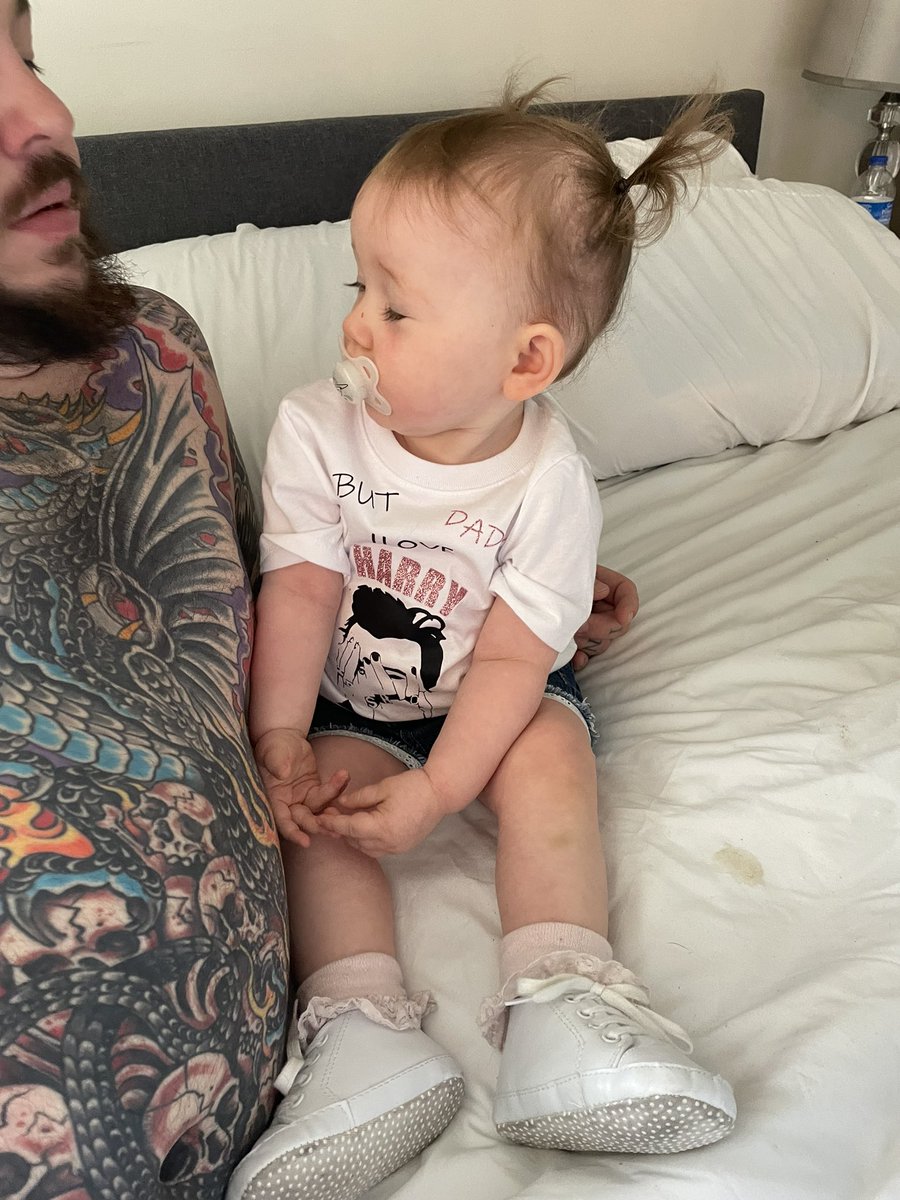 grnbeanasserole's tweet photo. Fit check https://t.co/aG6H2oB82l