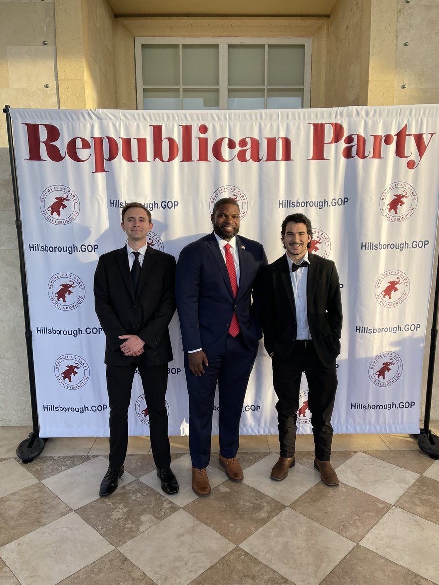 USF College Republicans tweet media