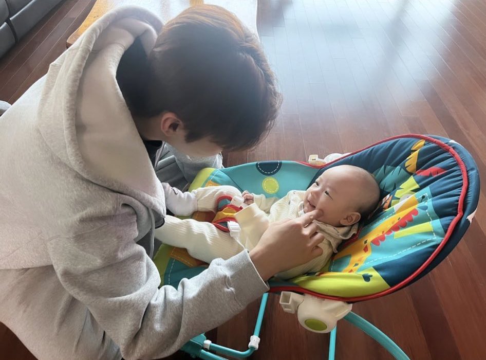 chabbiya's tweet photo. 내힘들다.. 육아나인.. https://t.co/0gsMEUpFj3