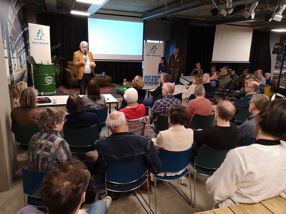 Voorzitter Peter Snoeren is trots op <a href="/WaterNatuurlijk/">Water Natuurlijk</a>. Afronding en terugblik verkiezingen. Leuk om elkaar fysiek te treffen na al het digitale verkeer.