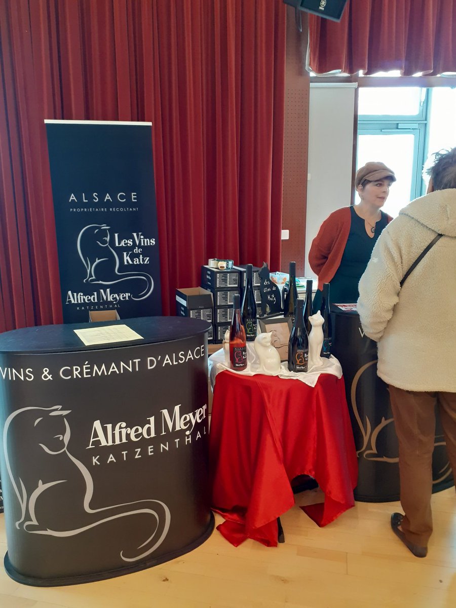 MartineCONORD's tweet photo. Un petit aperçu du salon des vignerons à Néris-les-Bains @ClubBains @Allierdpt https://t.co/QQoKdAkygI